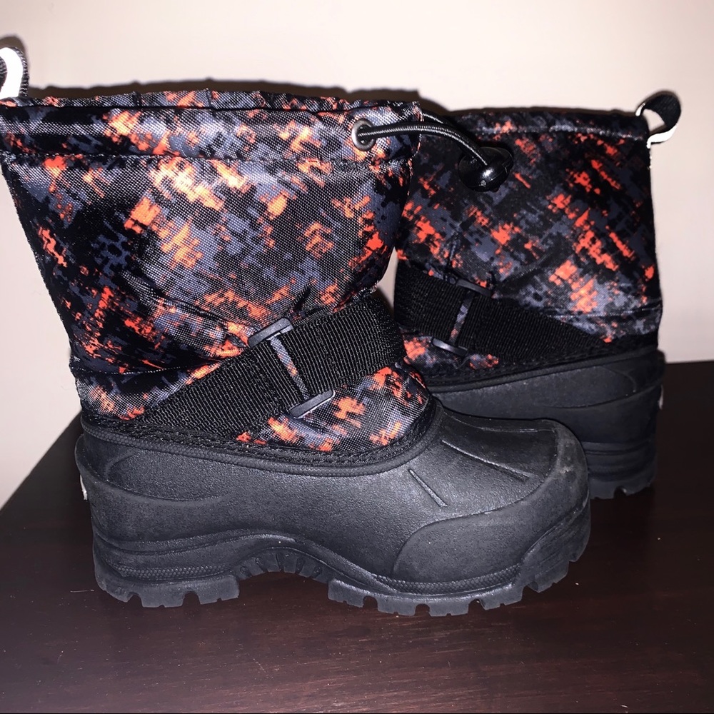 Thermolite boots. Size 10 NWT.